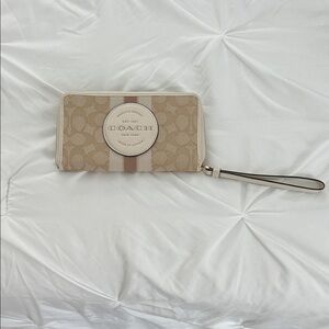 Coach Tan and Cream Wristlet
